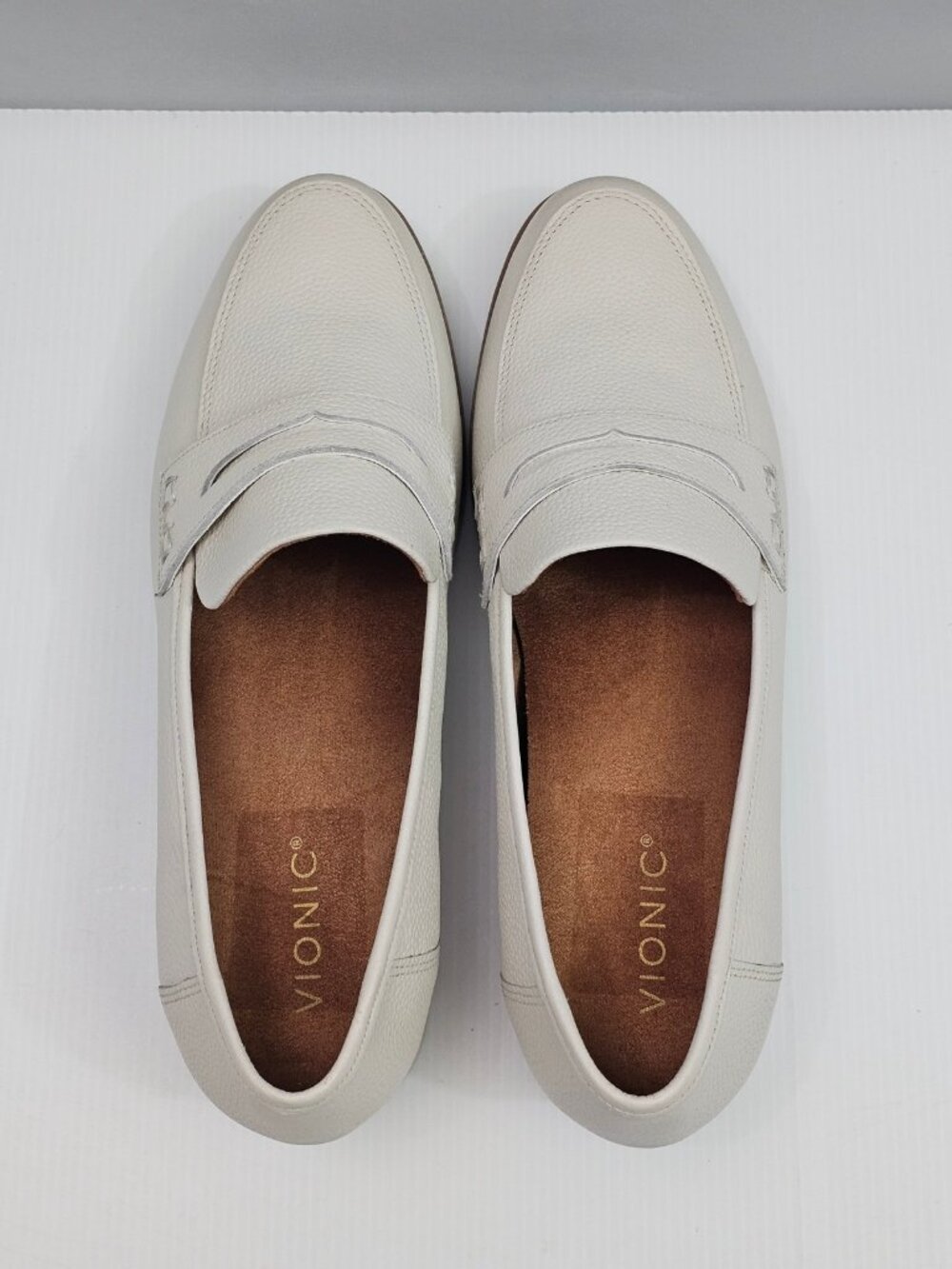 Vionic Cheryl II Lug Sole Penny Loafer Womens 11 Ivory Leather Comfort Platform - Picture 8 of 13